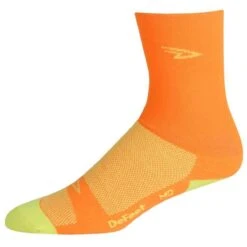 Defeet Aireator Socks 10 Defeet Aireator Socks -VeloGear Store 37a523dae78ca29458445bc3d6e34fef952fd6d6c6641b338eb3a047cc44c430 51459.1683076719