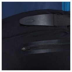 Oakley MTB Trail Shorts -VeloGear Store fc50e9183fd6dbec02152f4abbe874df98103b5f458e4298e9b58df06c996d62 55120.1685193545